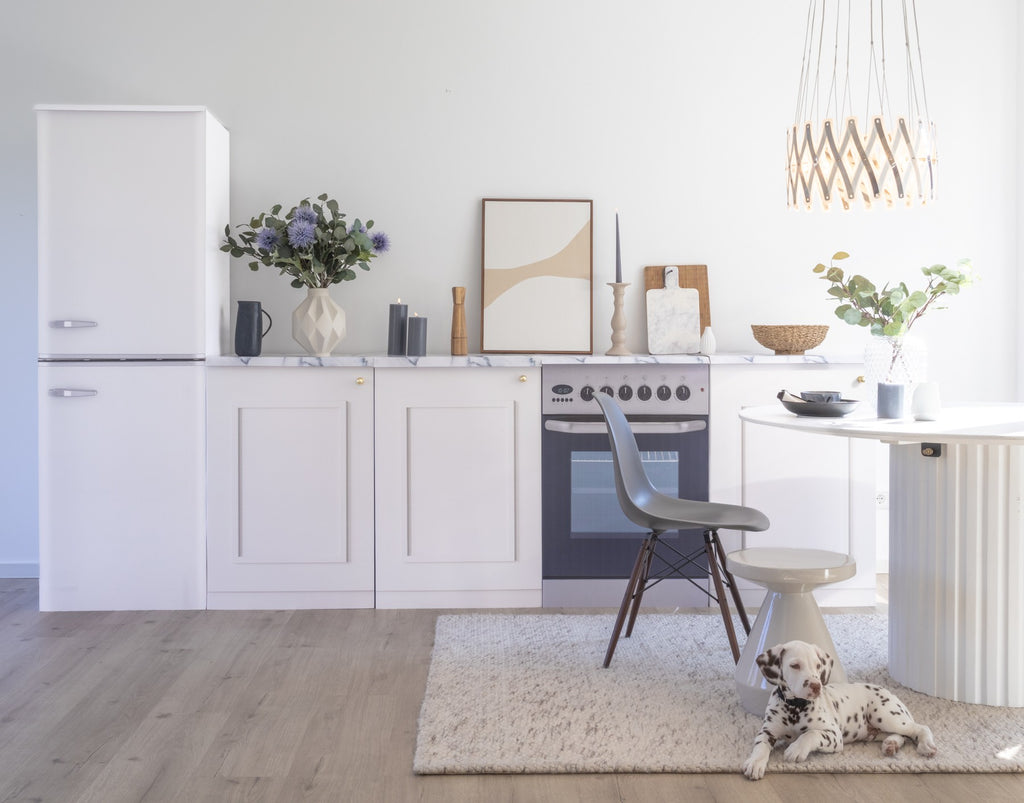 Home Staging Küchenpaket – Basis 300 cm (6 Farbvarianten als Pappküche)