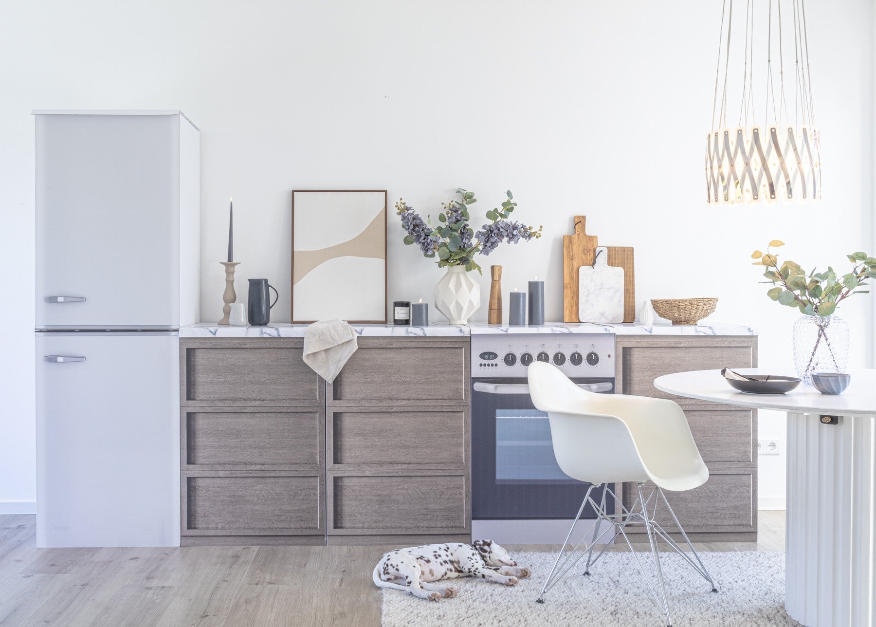 Home Staging Küchenpaket – Basis 300 cm (6 Farbvarianten als Pappküche)