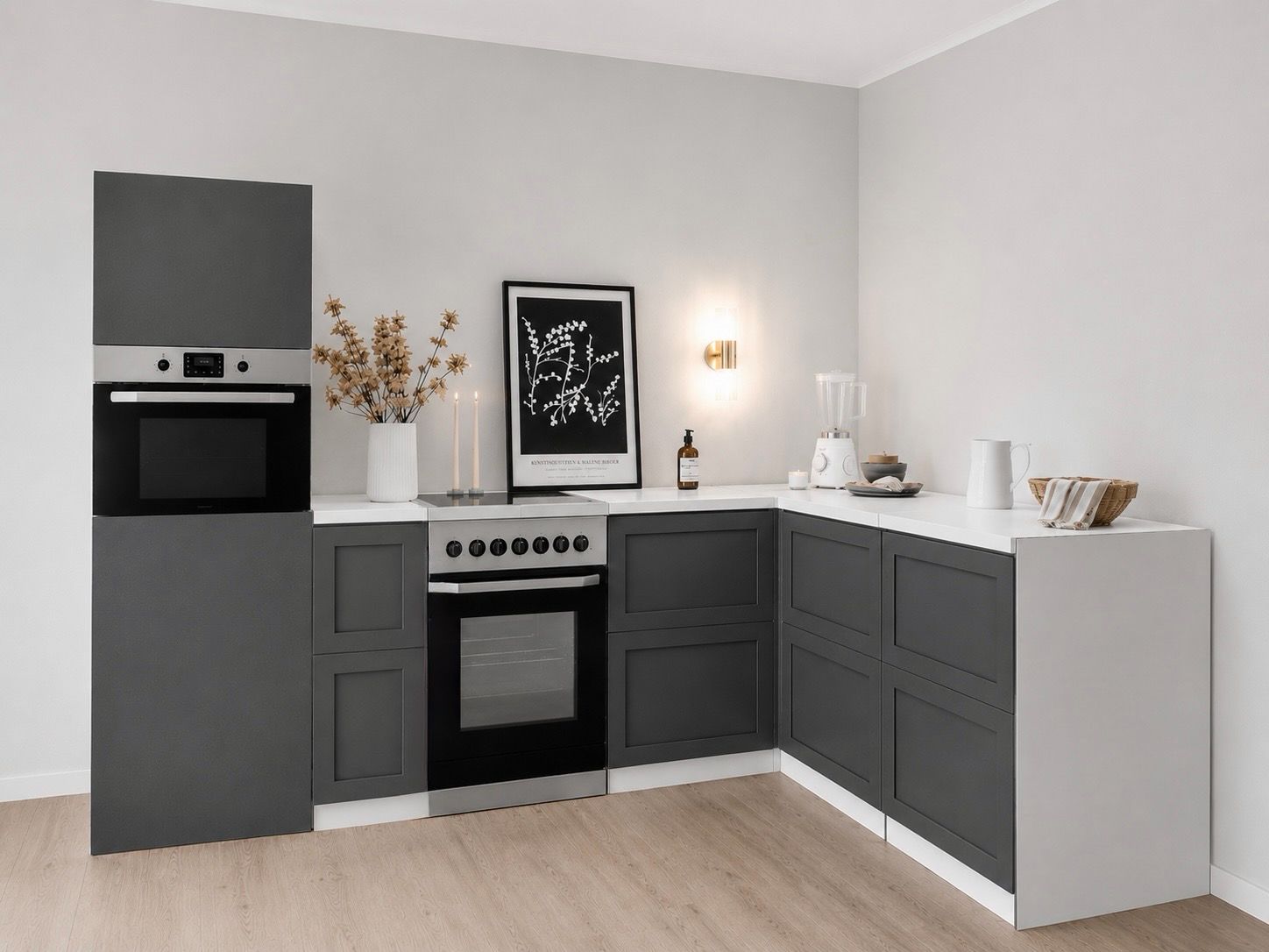 Eckküche aus Pappe 270 × 180 cm – Home Staging Pappküche mit Hochschrank & Herdattrappe